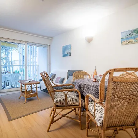 Le Boreal-1 By Interhome * Saint-Raphael (Var)